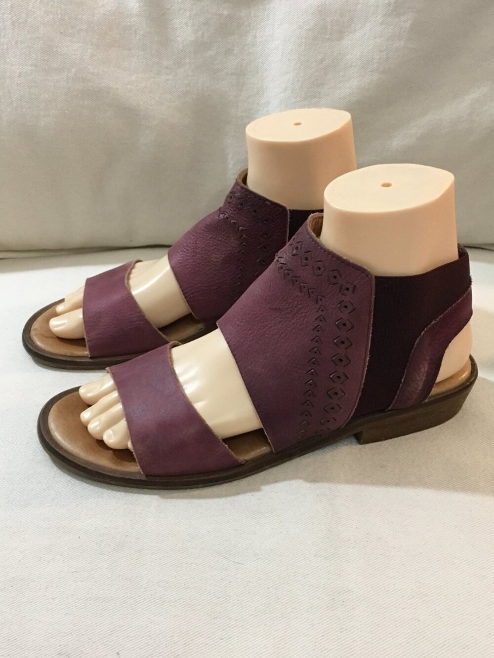 Garnet Hill Tasha Cutout Maroon Leather Sandal